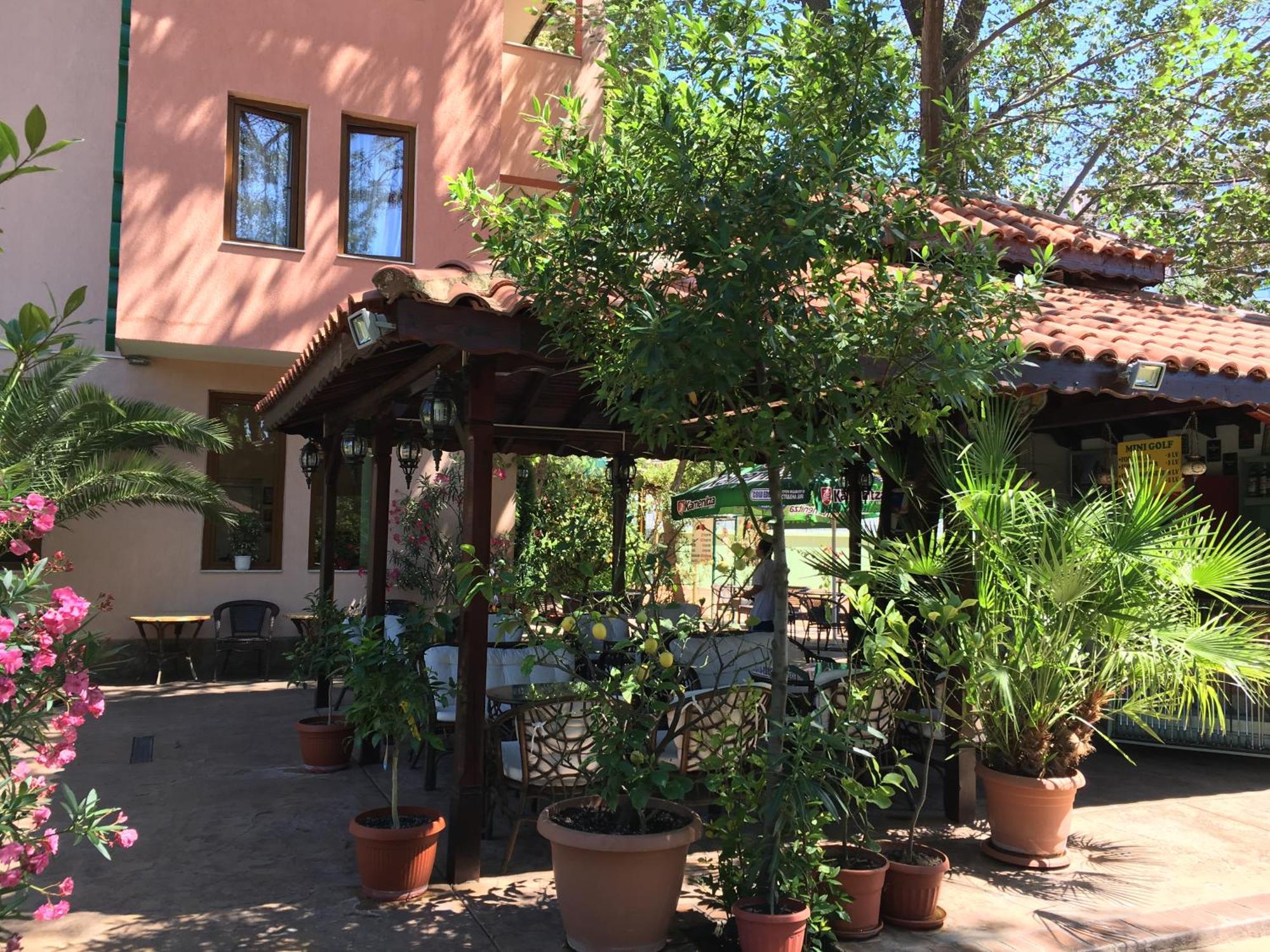 Oleander House And Tennis Club Sluneční pobřeží Exteriér fotografie